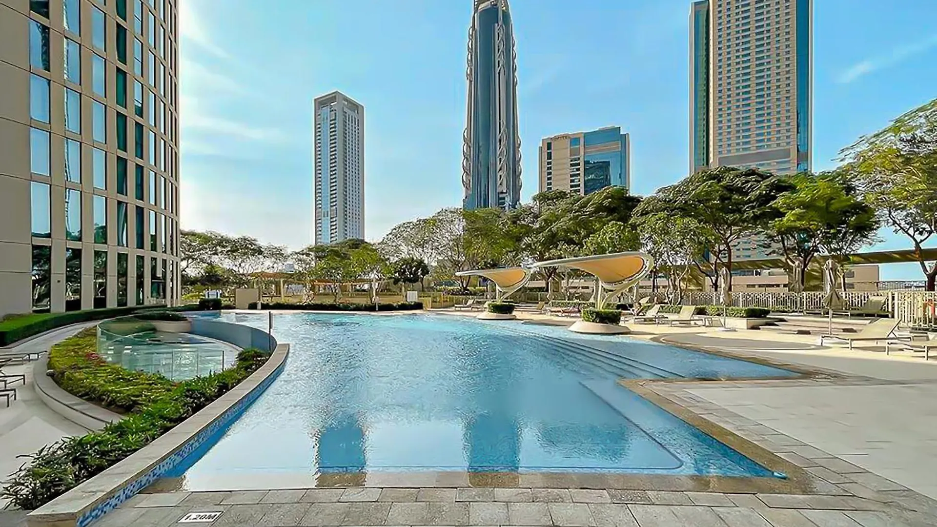 Burj Vista Luxury 2Br ,Full Burj Khalifa View ,Direct Dubai Mall & Metro Access