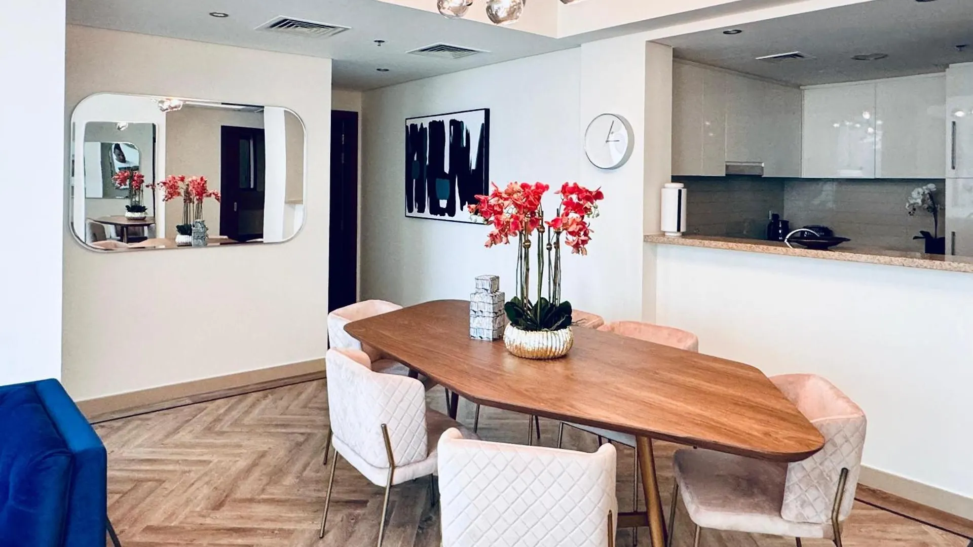 Burj Vista Luxury 2Br ,Full Burj Khalifa View ,Direct Dubai Mall & Metro Access United Arab Emirates