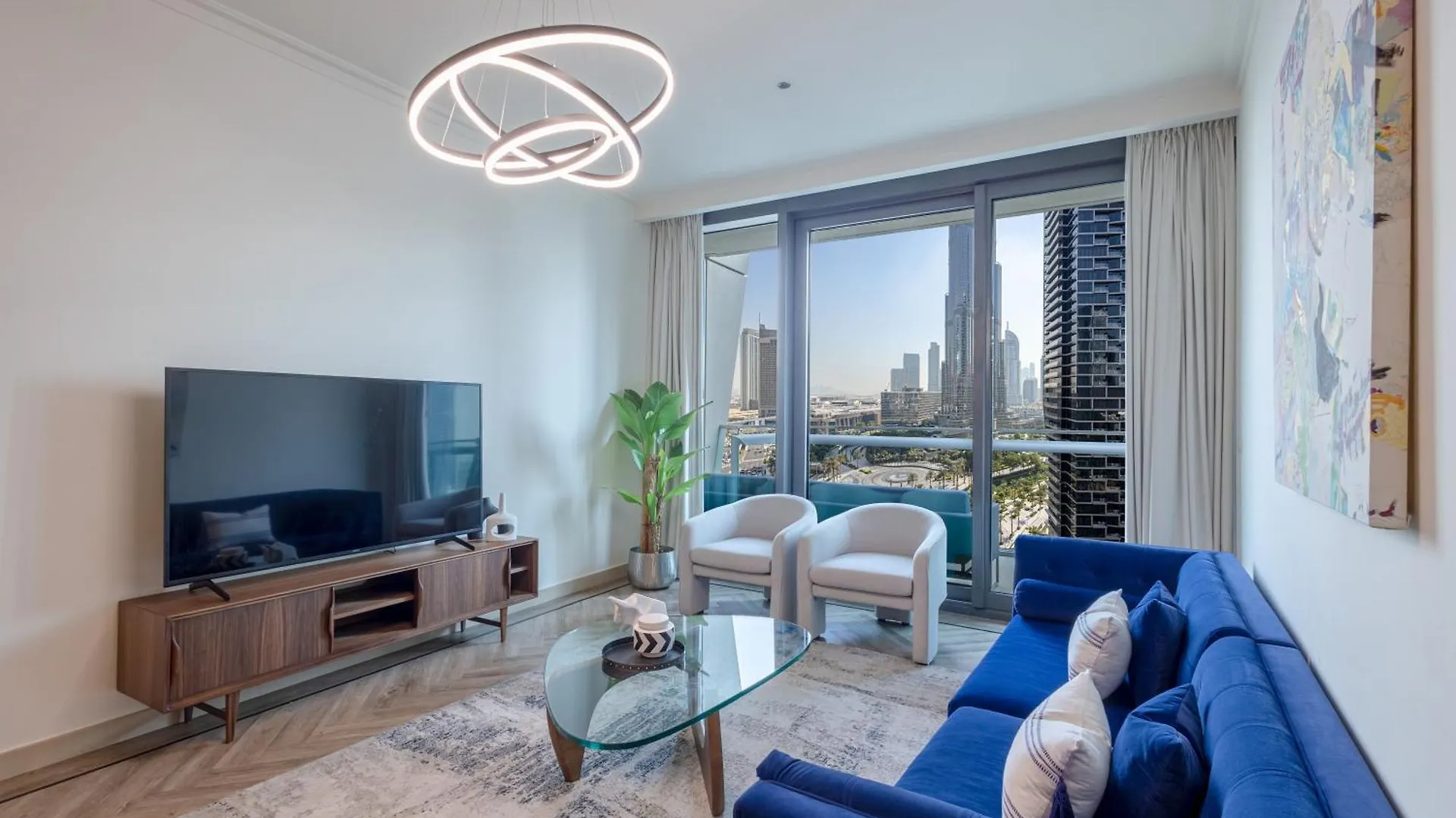 Burj Vista Luxury 2Br ,Full Burj Khalifa View ,Direct Dubai Mall & Metro Access