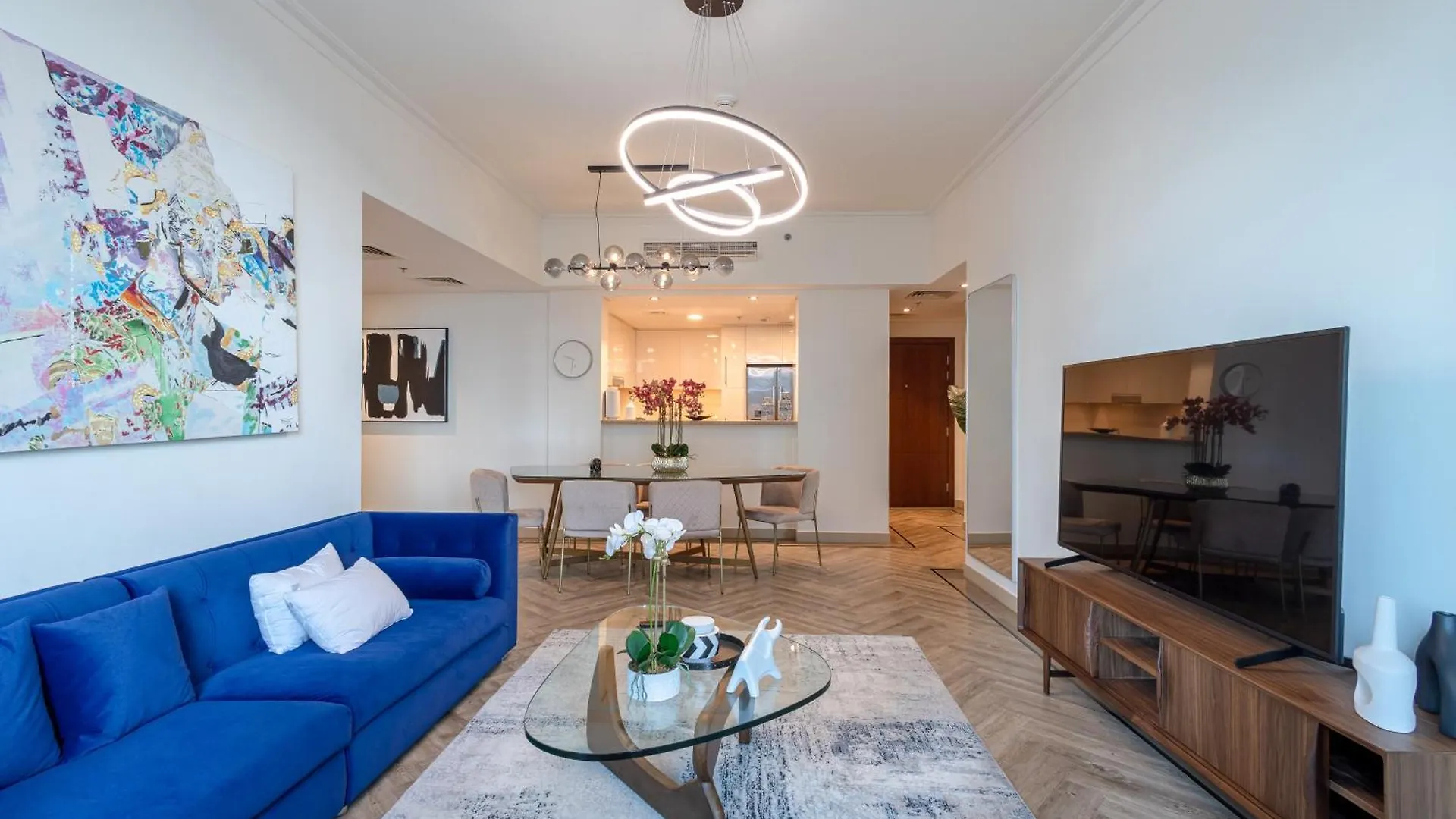 Burj Vista Luxury 2Br ,Full Burj Khalifa View ,Direct Dubai Mall & Metro Access