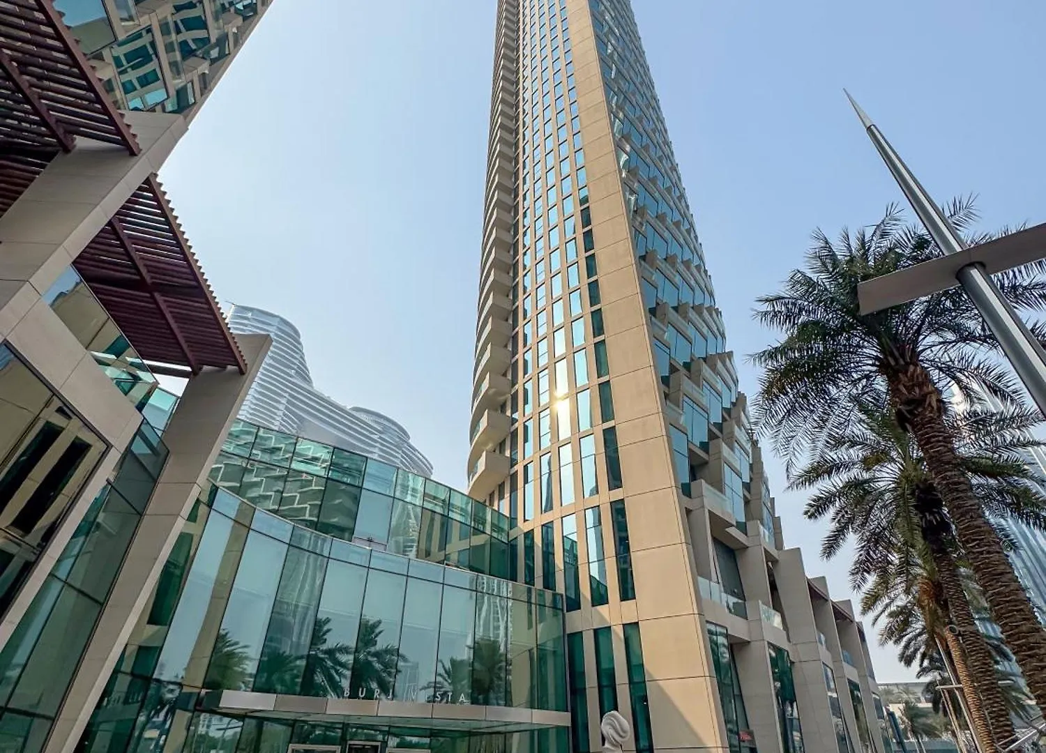 Burj Vista Luxury 2Br ,Full Burj Khalifa View ,Direct Dubai Mall & Metro Access Apartment