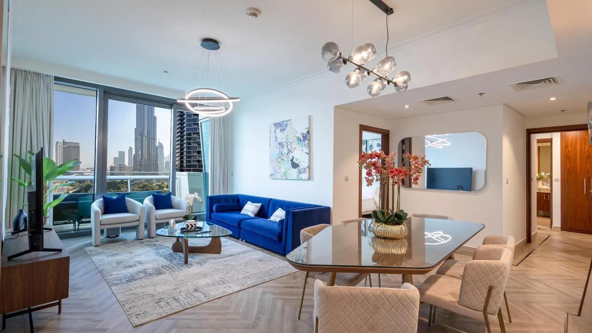Apartment Burj Vista Luxury 2Br ,Full Burj Khalifa View ,Direct Dubai Mall & Metro Access