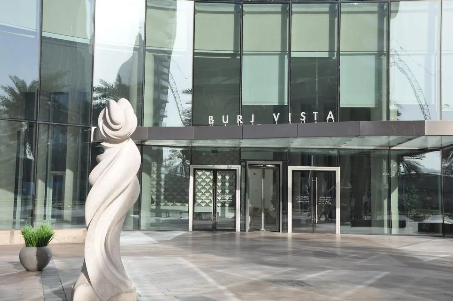Apartment Burj Vista Luxury 2Br ,Full Burj Khalifa View ,Direct Dubai Mall & Metro Access