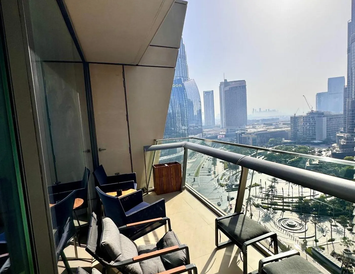 Apartment Burj Vista Luxury 2Br ,Full Burj Khalifa View ,Direct Dubai Mall & Metro Access